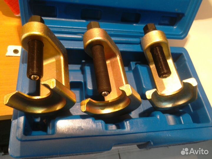 Съемник шаровых и наконечников