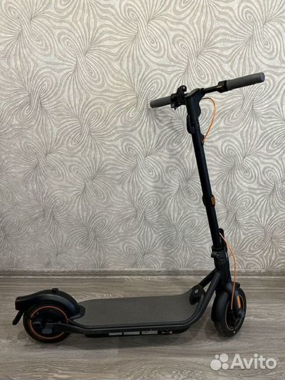 Электросамокат Segway Ninebot KickScooter F65U