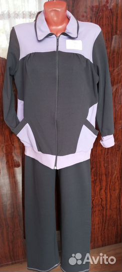 Костюм женский 52 р