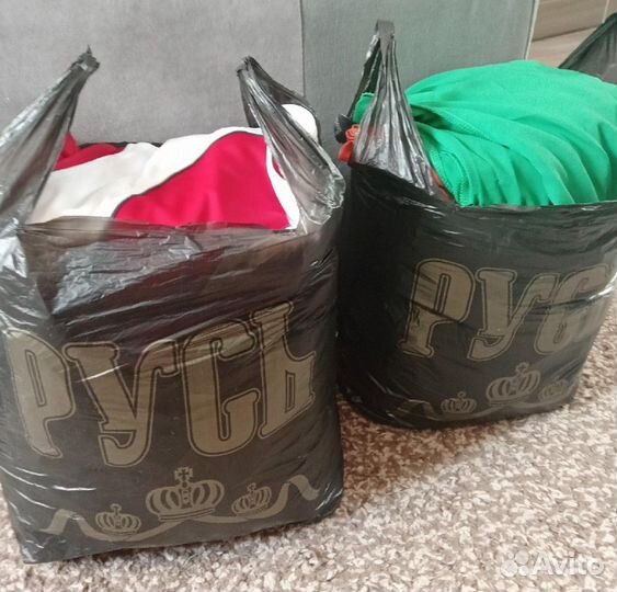 Два пакета вещей 40-42