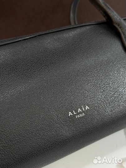 Сумка Alaia Le Teckel small