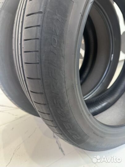 Pirelli P Zero 275/45 R21 и 315/40 R21