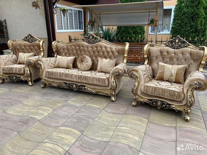 Диван и 2 кресла