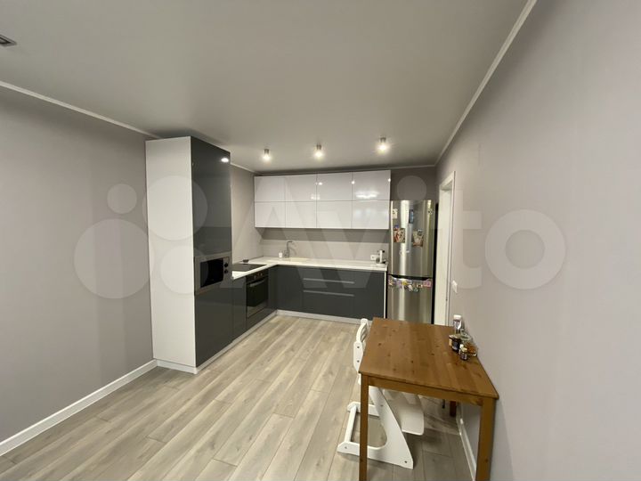 2-к. квартира, 59 м², 2/6 эт.