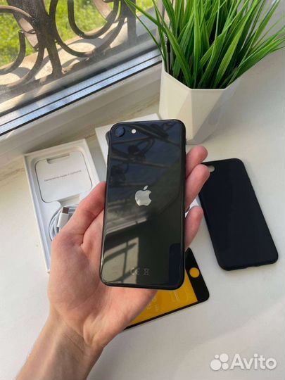 iPhone se 2020 64gb black