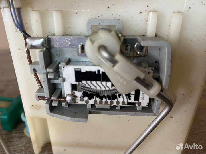 Насос топливный в бак Ssang Yong Kyron D20DT