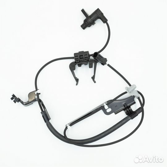 Датчик ABS Toyota Highlander передний правый