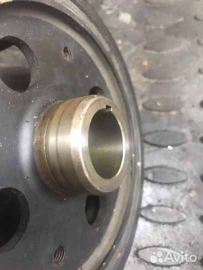 Шкив коленвала 1zrfe Toyota Corolla