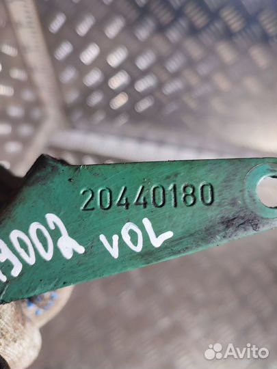 Кронштейн Volvo 20440180