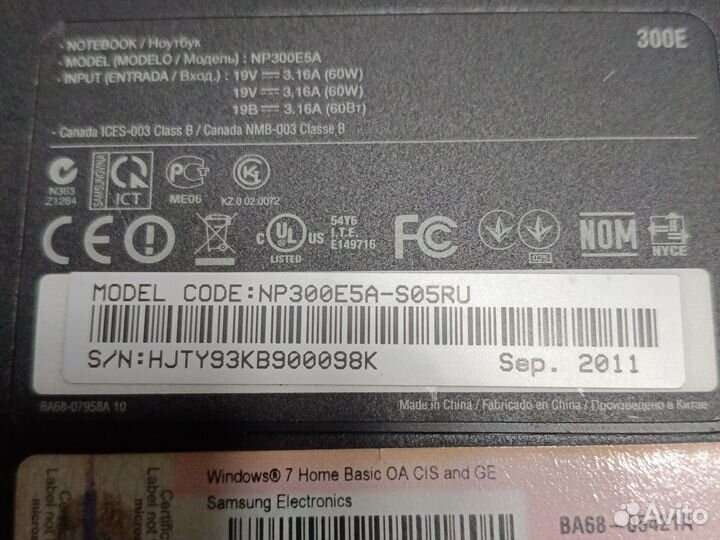 Ноутбук Samsung NP300E5A