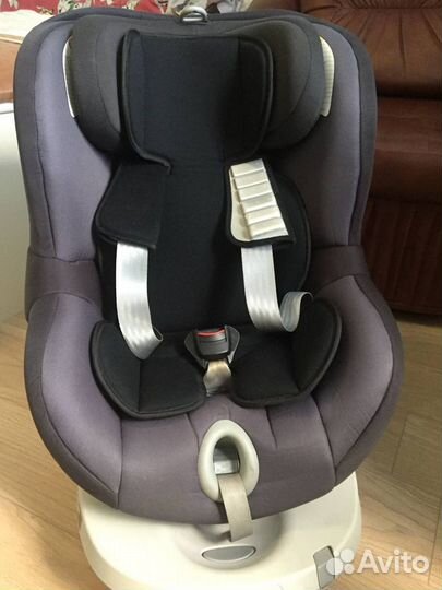 Автокресло Britax Roemer Dualfix 0-18 вращ.на 360