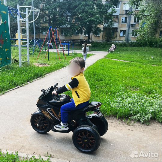 Элетромотоцикл - трицикл детский 1688