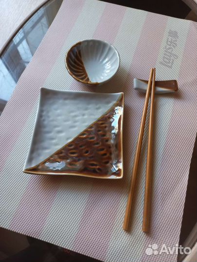 Набор посуды для суши