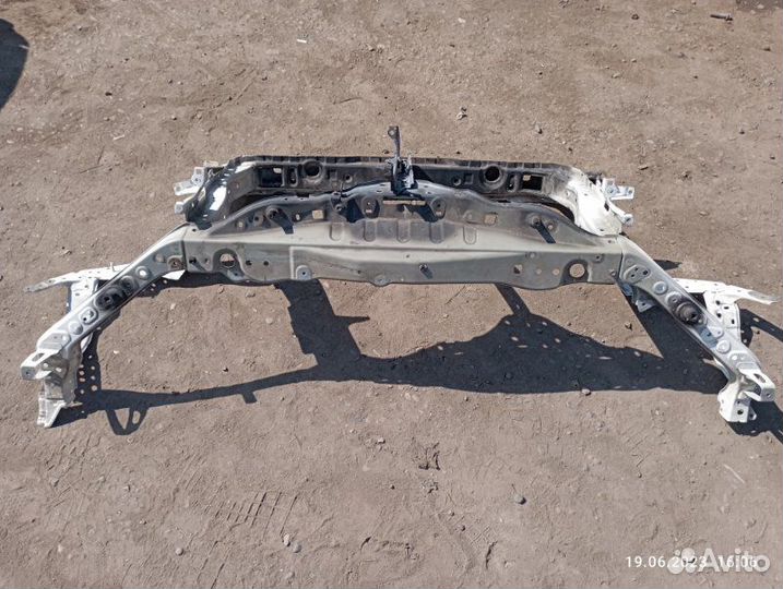 Рамка радиатора Lexus Rx350 2010