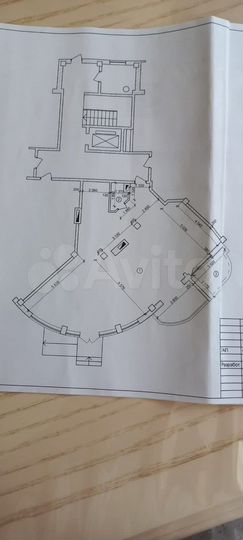 3-к. квартира, 106,7 м², 1/10 эт.