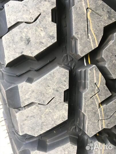 Kumho Road Venture MT51 265/60 R18 119Q
