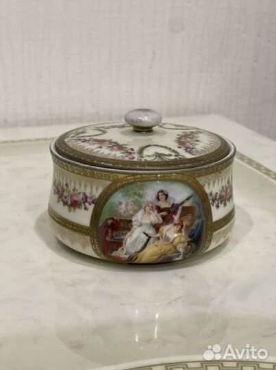 Шкатулка для украшений