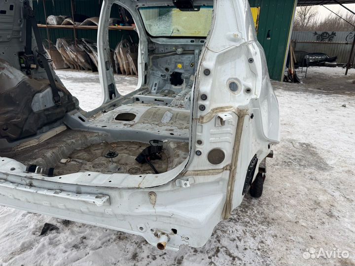 Крыло заднее правое Kia Sportage 3 рест