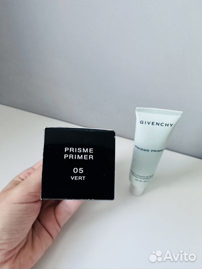 Oснова под макияж Givenchy Prise prime 05 vert