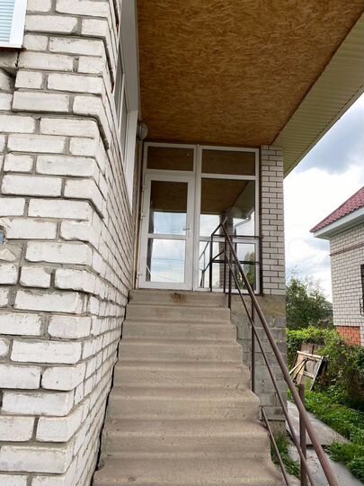 Коттедж 236 м² на участке 10 сот.