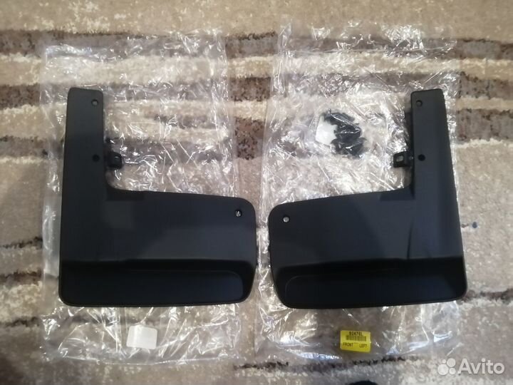 Новые брызговики передние Lexus UX 2018-2023