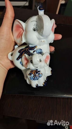 Фарфоровые статуэтки слоники