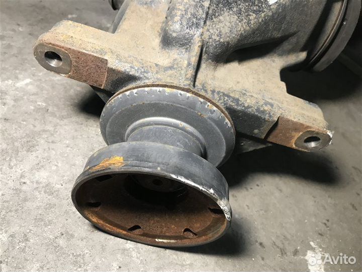 Редуктор задний Bmw 7-Series E65 N62B40A 2007