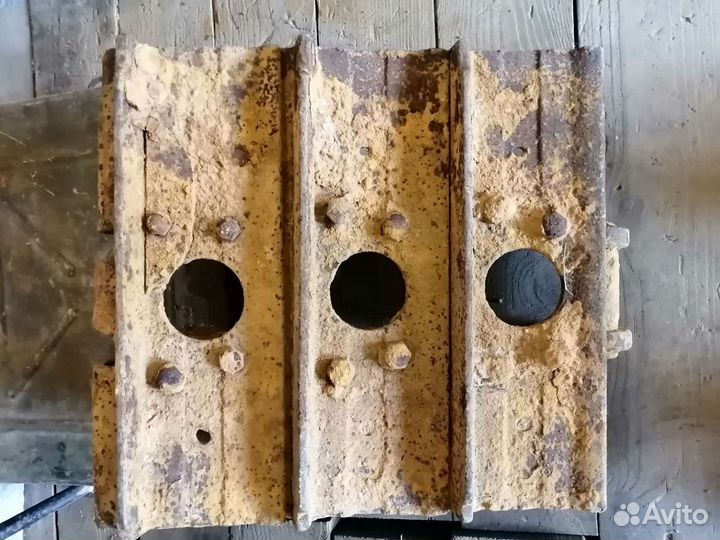 Трак для трактора Сталинец