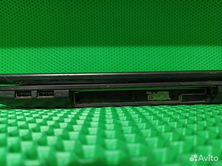 Ноутбук Emachines / Phenom II x4 930/ дефекты