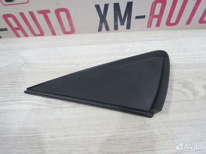 Накладка крыла левая Hyundai Solaris 2