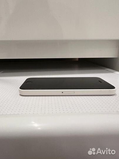 iPhone 5C, 8 ГБ