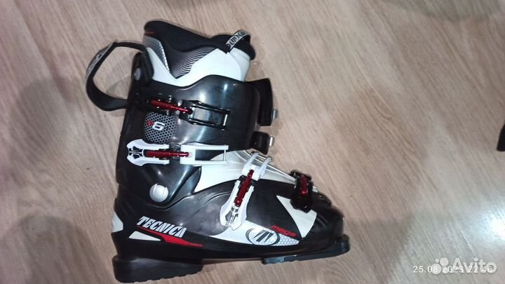 Горнолыжные ботинки tecnica mega 6+
