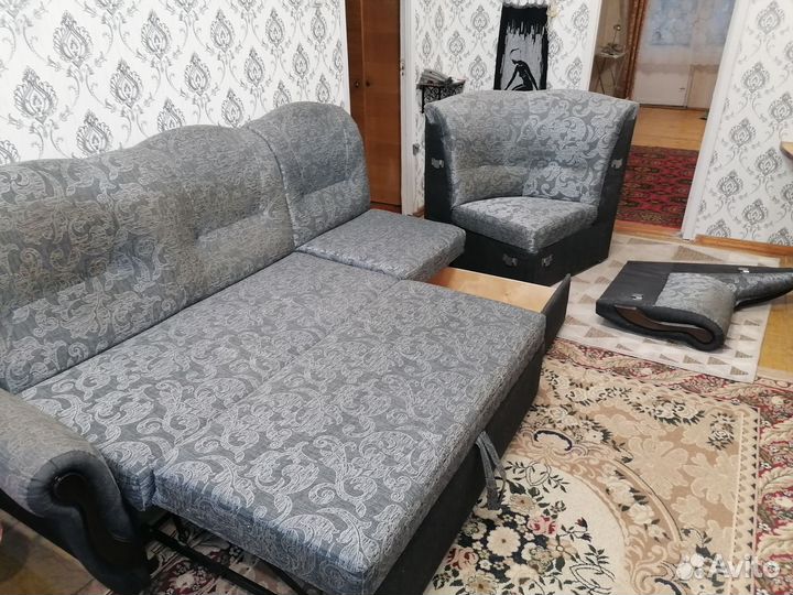 Большой угловой диван раскладной бу