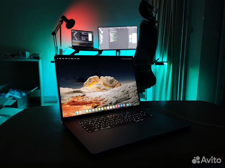 Apple MacBook Pro 16 2019 i7 32гб