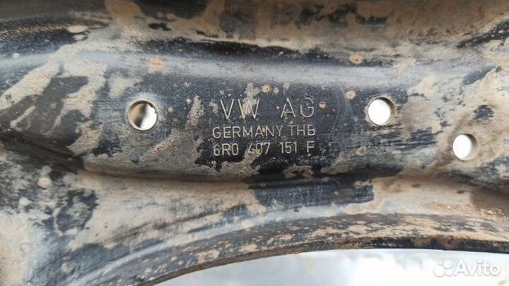 Рычаг подвески передний правый Volkswagen Polo 5