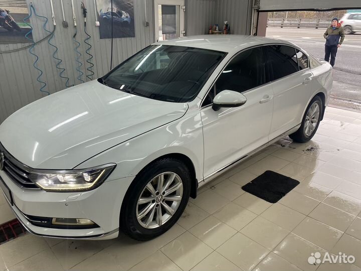 Volkswagen Passat 1.8 AMT, 2015, 240 000 км