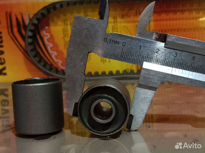 Сайлентблоки маятника на скутер 50/80cc