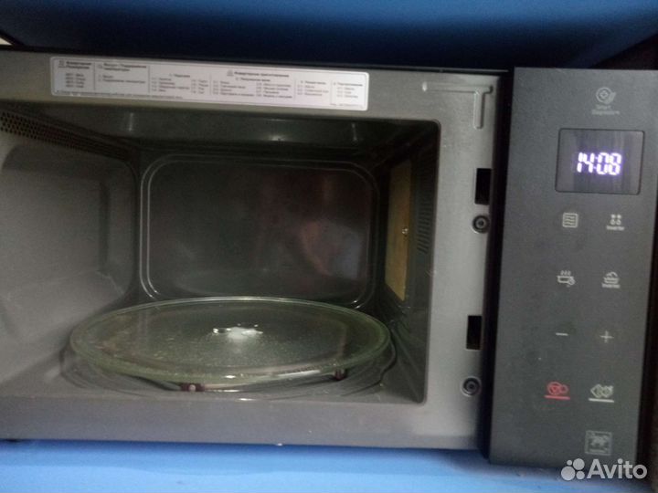 Микроволновая печь lg