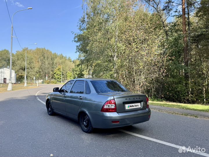 LADA Priora 1.6 МТ, 2011, 261 670 км