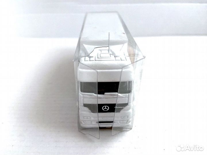 Жд Модели Hummer 1/87 - Грузовик Mercedes Actros