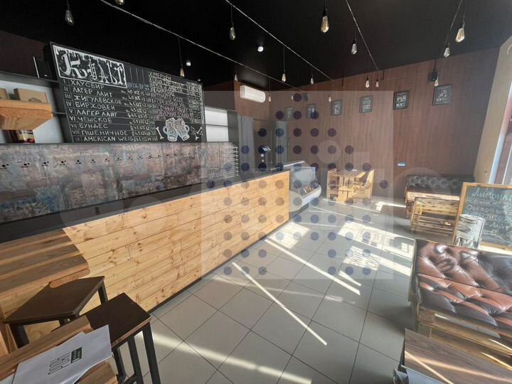 Коммерция 50 кв. м., первая линия