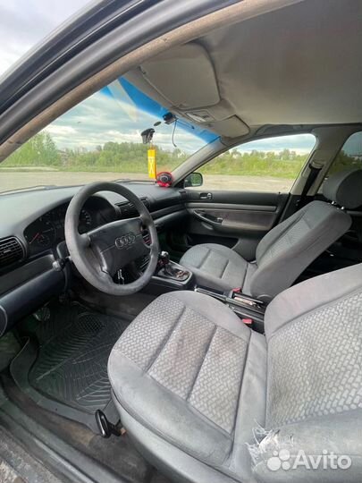 Audi A4 1.8 МТ, 1997, 640 000 км