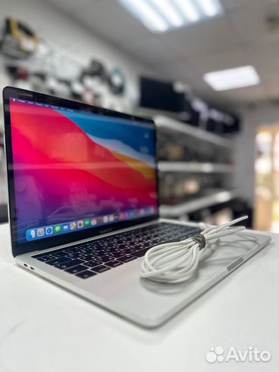 Macbook pro 13 2017 a1706 (16828)