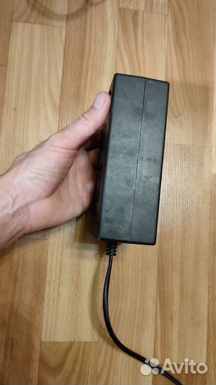 Зарядка для электросамокат велосипеда и др