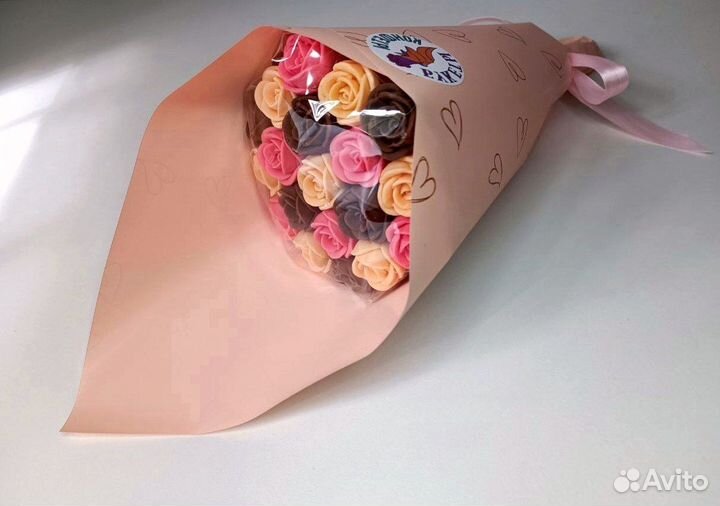 Букет - 19 Роз из Бельгийского Шоколада