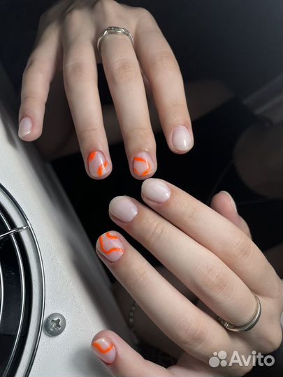 Нужна модель на маникюр