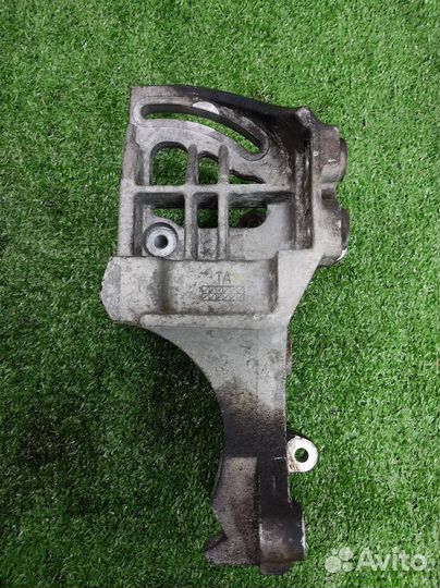 Кронштейн генератора Chevrolet aveo T255 2008