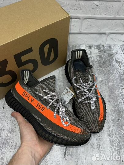 Кроссовки Adidas Yeezy Boost 350 v2 Carbon Beluga