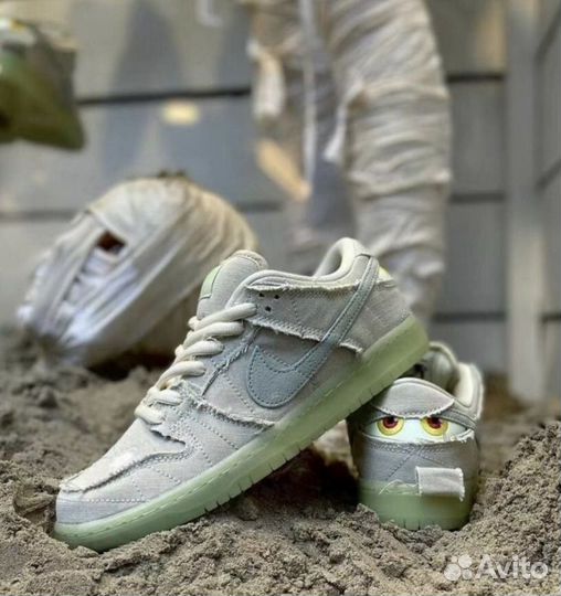 Кроссовки Nike SB Dunk Low 