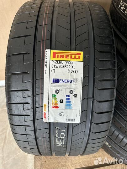 Pirelli P Zero PZ4 315/30 R22 и 295/35 R21 107Y
